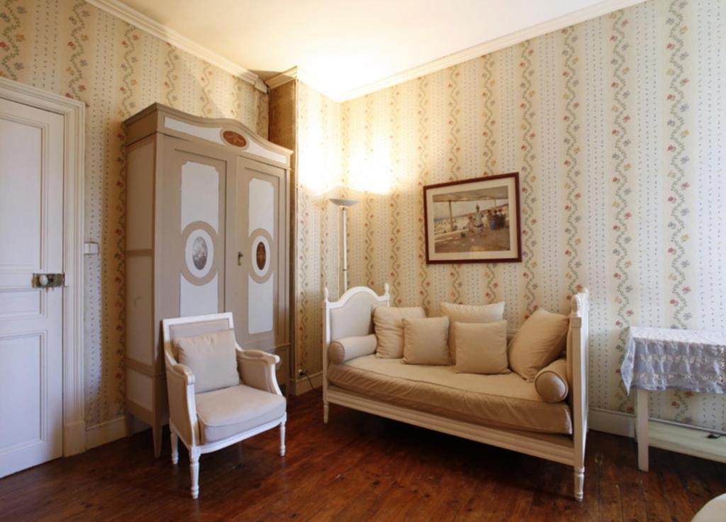 Hotel Domaine Du Lampy-Neuf Saissac Habitación foto